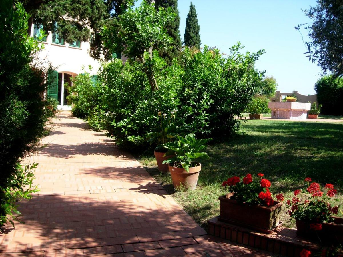 Residenza La Limonaia Aparthotel 2*